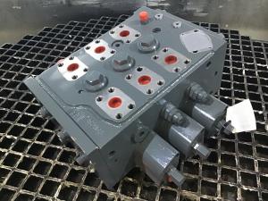 Liebherr Valveblock 3 part